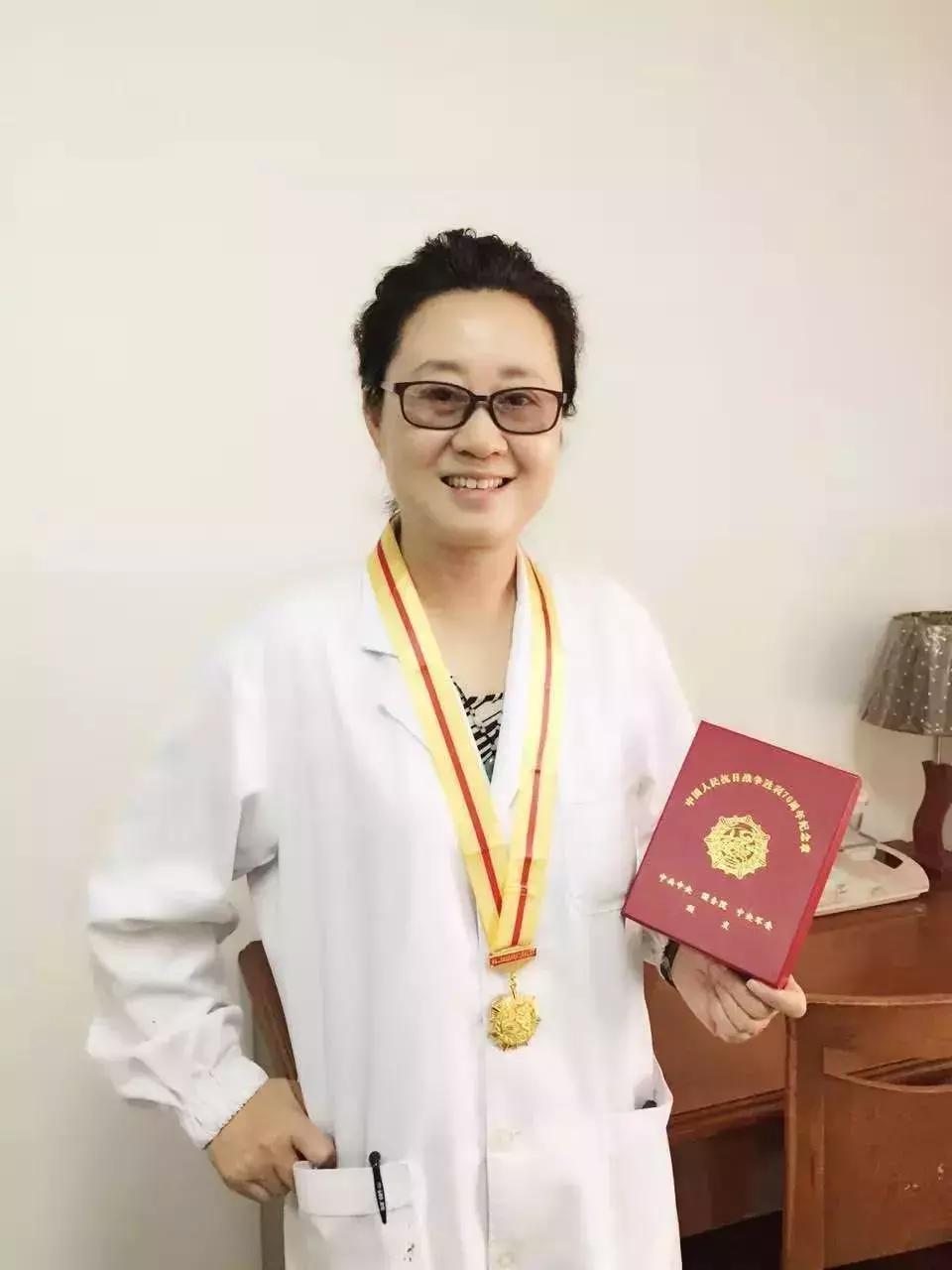 机智的医生生活第一季全集：温暖治愈的医疗剧，带你体验医生真实生活与感人故事